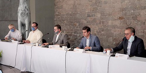 Revisan comisiones legislativas propuesta para reestructurar la deuda pública