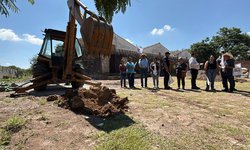 Gobierno de CDFDZ construye módulo sanitario en el Telebachillerato Comunitario de Labor Vieja