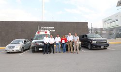 Gobierno del Estado entrega parque vehicular a los Municipios de Matehuala y Tierra Nueva