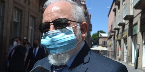 Gobierno analiza el servicio médico de la burocracia