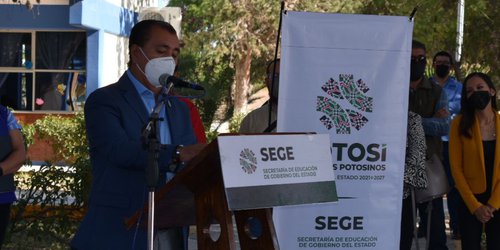 Amplía servicios educativos para personas adultas