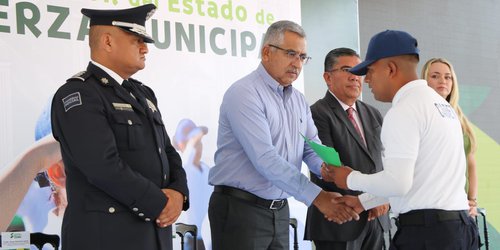 Apoyo total a la formación de fuerzas policiales municipales