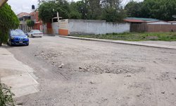 Telesecundaria Plan de Ayala agradece apoyo del alcalde para reparar calle