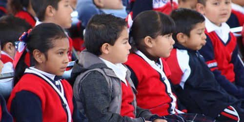 Abierta, selección de asesores externos especializados en inglés del PRONI en SLP