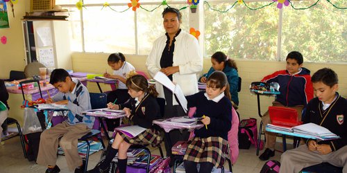 Niños y niñas regresarán a clases hasta el 30 de abril