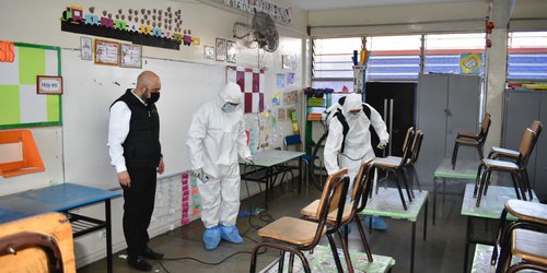 Gobierno potosino desinfecta 22 mil aulas en todo el estado