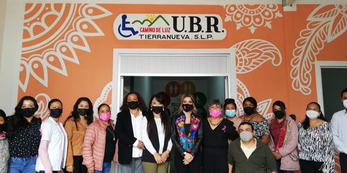 Ruth González visitó el DIF Municipal de Tierra Nueva