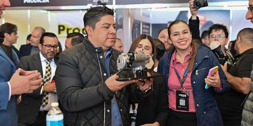 Ricardo Gallardo impulsa la industria automotriz potosina