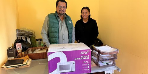 Gobierno de Ciudad Fernández entrega apoyo para rifa en beneficio de ciudadano lesionado