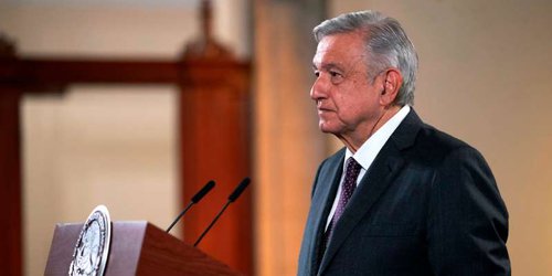 AMLO defiende de nuevo la estrategia contra la COVID-19