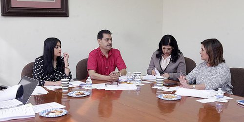 Comisiones aprueban eliminar requisito de edad para ser gobernador del Estado