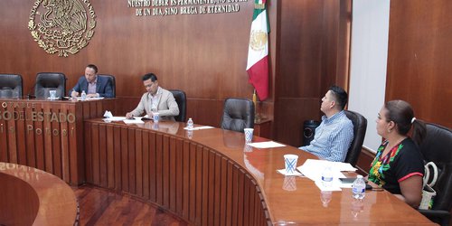 Transporte público contará con espacios exclusivos para mujeres, niñas, niños y adultos mayores