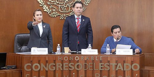 Compareció ante el Congreso del Estado la titular de la SEDUVOP