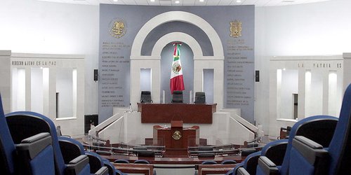 Plazas públicas municipales deberán contar con conexión gratuita a internet