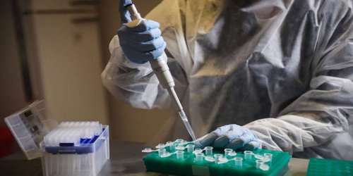 México y AL tendrán la vacuna de AstraZeneca-Oxford antes de lo previsto, dice Carlos Slim Domit