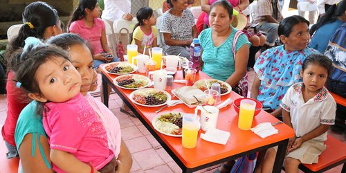 Acciones alimentarias benefician a más de 223 mil personas: DIF Estatal