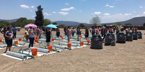 Más de ocho mil familias beneficiadas con programa de granjas de traspatio