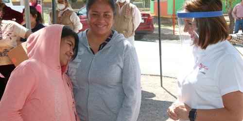 DIF Estatal sigue entregando apoyos alimentarios durante la contingencia por COVID-19