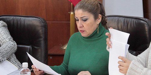 Positiva la entrega de bonos económicos a médicos, enfermeras y personal, por COVID-19