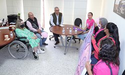 Buscan dar certeza a cuidadoras de adultos mayores y personas con discapacidad