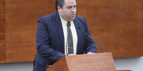 Necesario apoyar a alumnos sobresalientes: Antonio Lorca