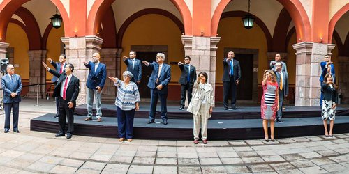 Rinden protesta nuevos directores y directoras de la UASLP