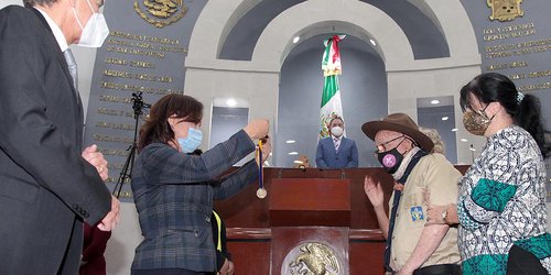 Emmanuel Coulón Castro recibió la Presea al Mérito Plan de San Luis