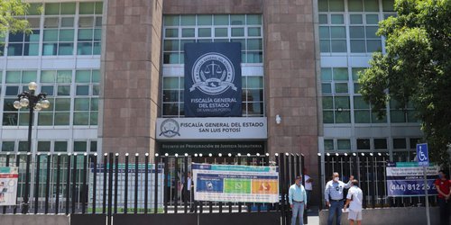 Investiga Fiscalía hallazgo de tres hombres sin vida en periférico y Salk en la ciudad de SLP