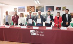 Congreso firma convenio de colaboración con el Colegio de San Luis