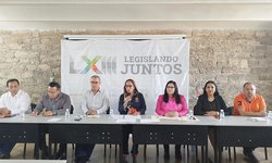 Sesiona Comisión de Fomento a Turismo del Congreso del Estado en Ciudad Fernández