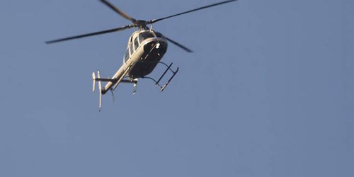 Atacan helicóptero que busca rescatar a policías ministeriales en Villa de Arista