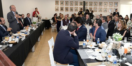 Reafirma Gobernador compromiso con el sector comercial y de servicios