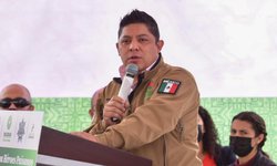 Anuncia Ricardo Gallardo refuerzo de vacuna contra COVID-19