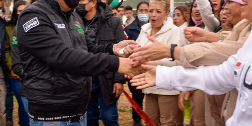 Gobernador Ricardo Gallardo lleva la navidad a personas privadas de su libertad