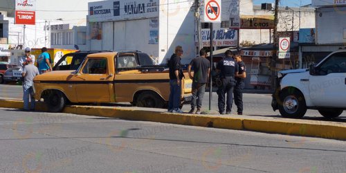 Carambola de tres vehículos en bulevar CJB