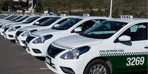 Nuevas concesiones de taxi mejorarán La movilidad en SLP, destaca SCT