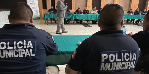 FGE y CEFIM concluyen exitoso taller para policías municipales