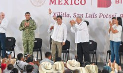 Federación entrega recursos para modernizar hospitales, caminos y al campo potosino