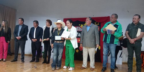 Estudiantes de primaria del Jabalí participan en Feria de las Ciencias y demostración de talentos