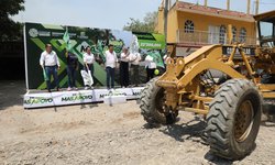 jecutivo Estatal inicia pavimentación en El Naranjo