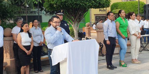 Llama alcalde Edgar Vázquez a trabajar con ética, eficiencia y sensibilidad a favor de rioverdenses