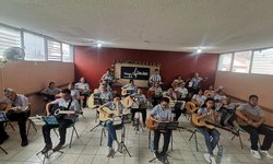 Invitan a taller de guitarra y pilatesen biblioteca del ISSSTE