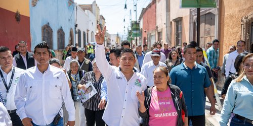 Ricardo Gallardo entrega remodelación de San Miguelito