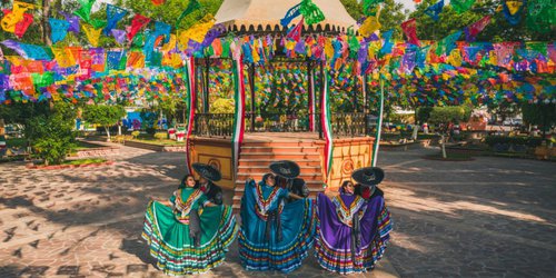 CdFdz difunde su riqueza cultural a través de ebtrevista con radio de Argentina