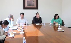 Aprueban propuesta de iniciativa para fijar monto para obra y servicios para 2026
