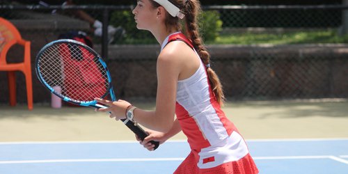 Santiago Valle y Alexia Zárate califican a semifinales en nacional de Tenis