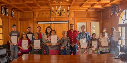 El INSUS entregó escrituras a 10 familias de Ciudad Fernández