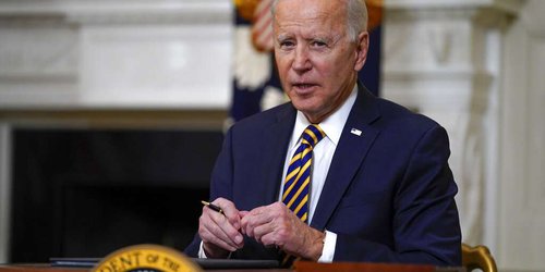 Biden retira prohibición que bloqueaba la inmigración legal a EU