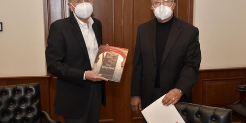 Presentan libro “Así es San Luis Potosí, Ciudad Monumental”