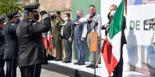 Encabezó Juan Manuel Carreras ceremonia conmemorativa por el aniversario del Día de la Bandera